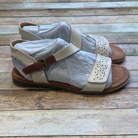 Cobb Hill Zion 2 Piece Sandal NWT - Picture 3 of 6